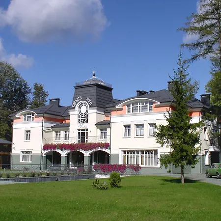 Hotel Violeta 4*